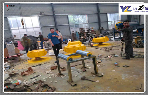 電磁除鐵器，礦山電磁除鐵器型號(hào)_規(guī)格型號(hào)_礦山電磁除鐵器型號(hào)工作原理及內(nèi)部結(jié)構(gòu)