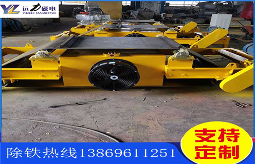 風冷自卸式電磁除鐵器，云南風冷自卸式電磁除鐵器_規(guī)格型號_云南風冷自卸式電磁除鐵器的工作原理生產廠家型號及內部結構  